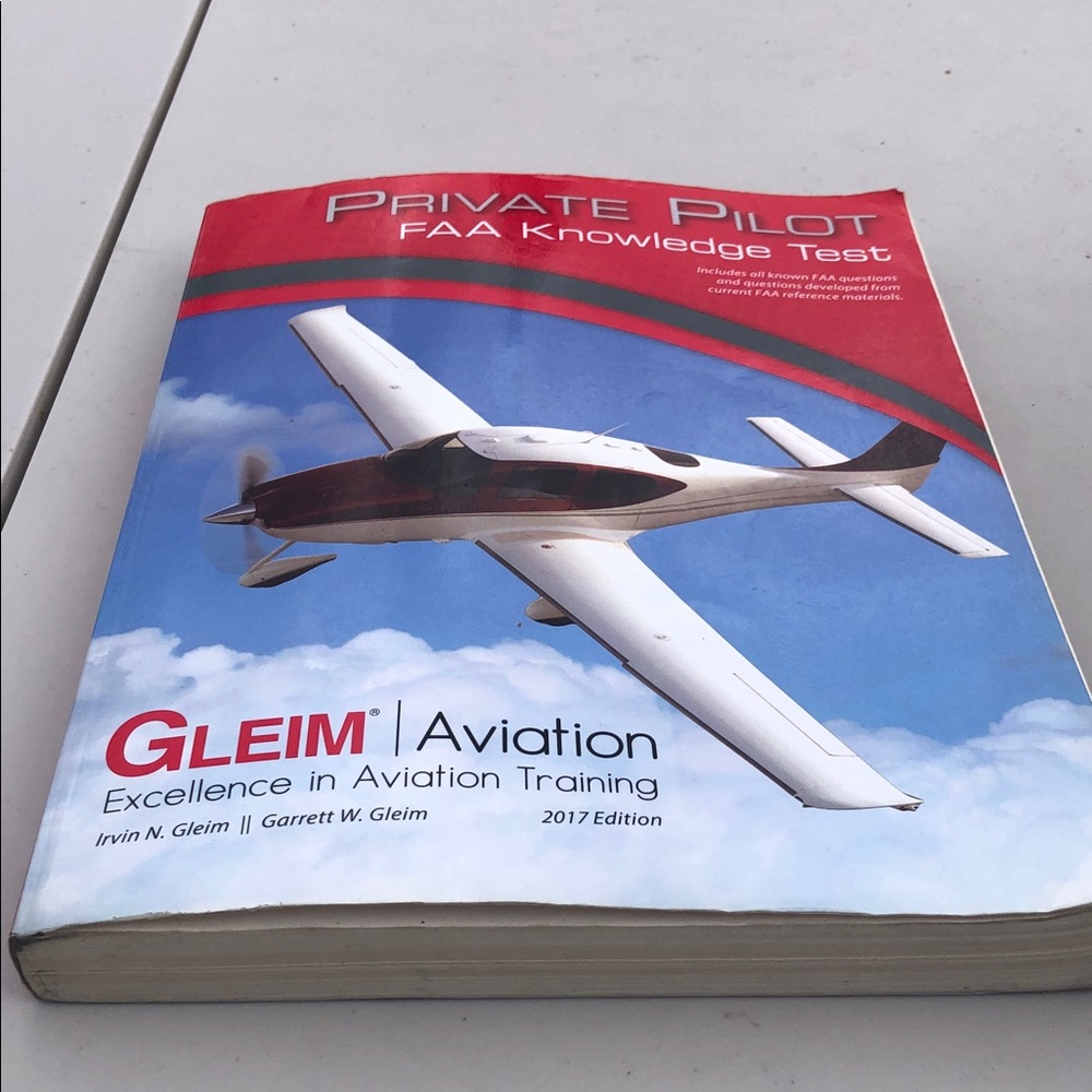 Gleim Private Pilot FAA Knowledge Test Prep Book - Blue/Red Cover